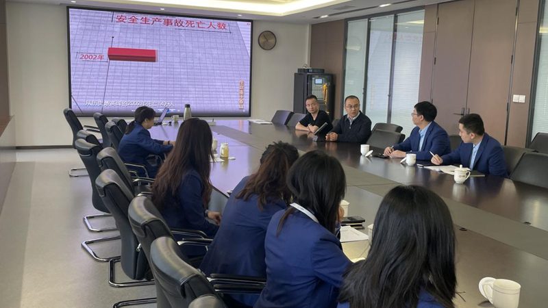 对于报班费用，我们不能仅仅看数字，更要关注性价比。以下是一些衡量性价比的要点：